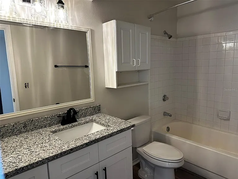 4115 Chatham Oak Ct #209 — Photo 12