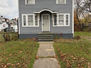 18120 Olympia Rd, Cleveland, OH 44112