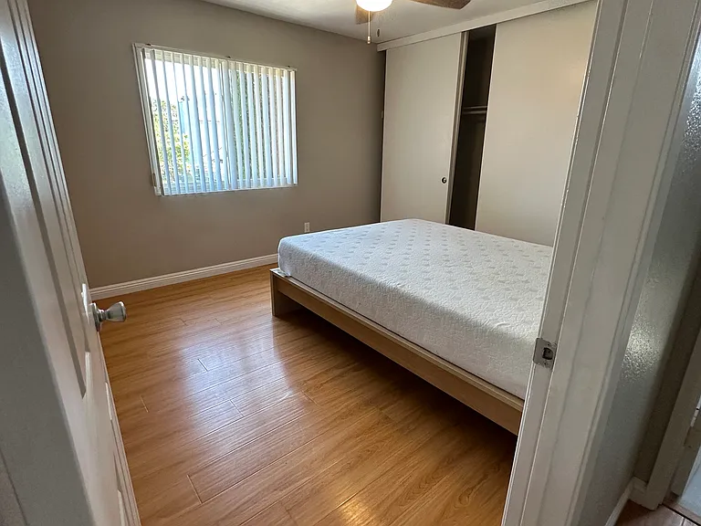 5135 Maynard St — Photo 16