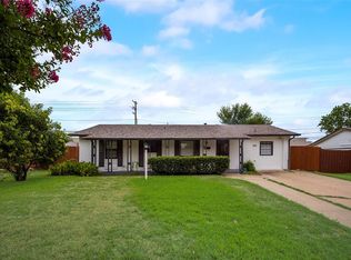 3212 Parliament St, Irving, TX 75062