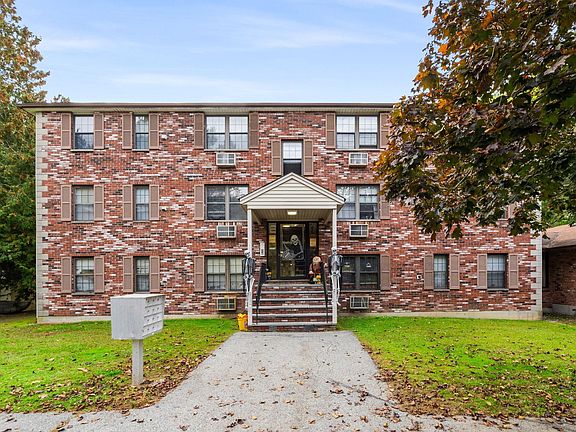 2nd image of 26 Chandler Avenue #11