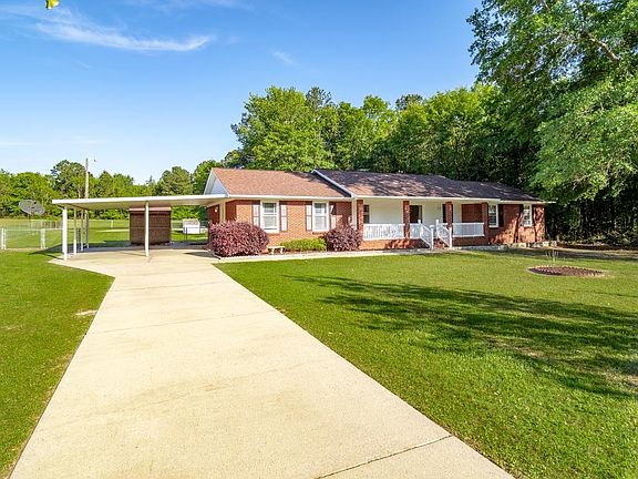 3rd image of 2885 Steeplechase Dr