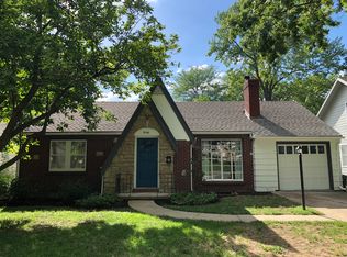 5346 Birch St, Roeland Park, KS 66205