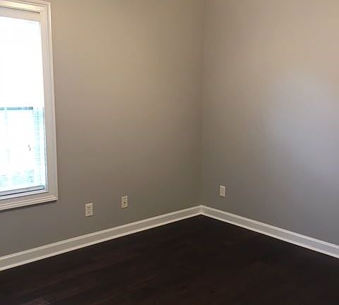 5th image of 3812 Napa Dr