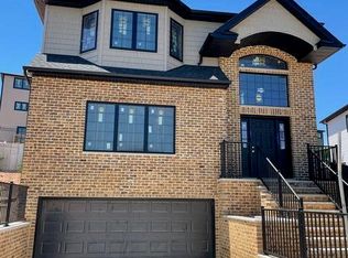 1071 Richmond Rd, Staten Island, NY 10304