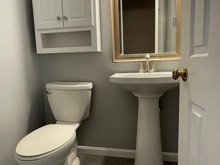 10127 Ebenshire Ct — Photo 7