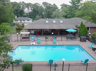 61 Robert St, North Haledon, NJ