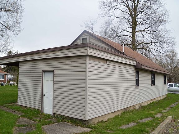4th image of 7697 N Catalpa Ln