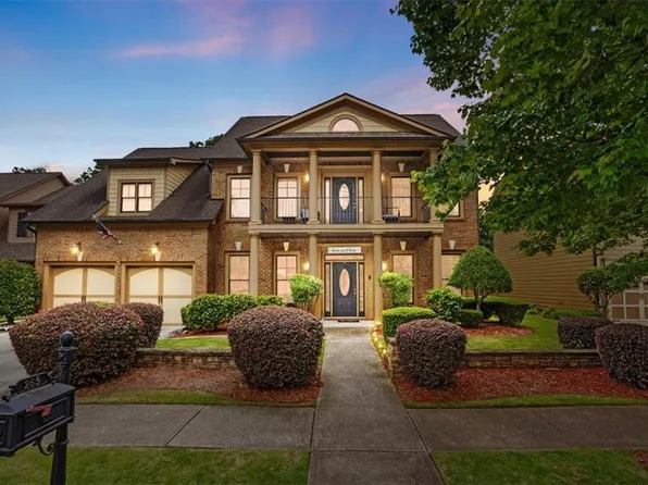 265 Lily Cove Dr, Loganville, GA 30052