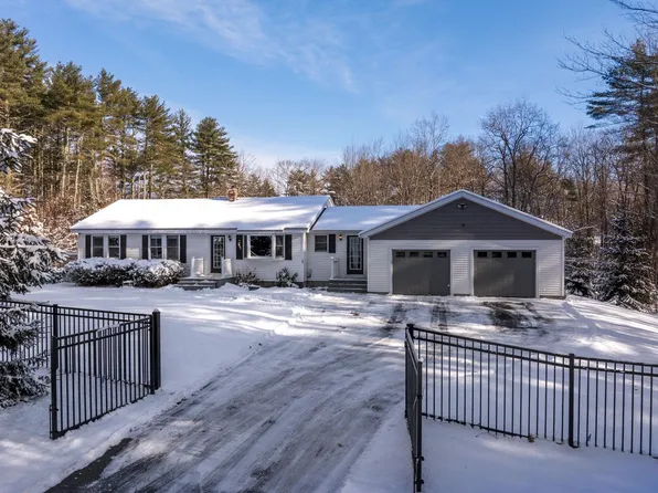 74 Newtown Plains Road, Lee, NH 03861