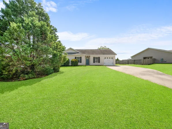 9020 Whispering Pines Blvd, Statesboro, GA 30458
