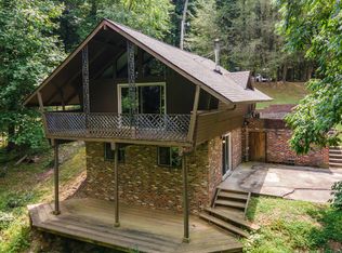 457 Woodbine Ln, Bristol, TN 37620