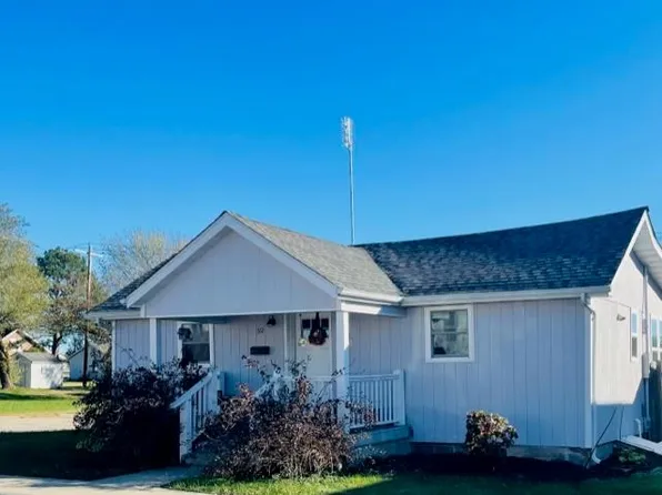 312 E Apple Ave, Owensville, MO 65066