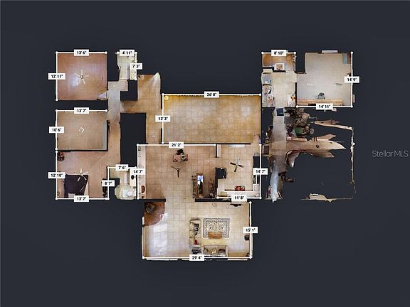 3rd image of 550 N Leavitt Ave