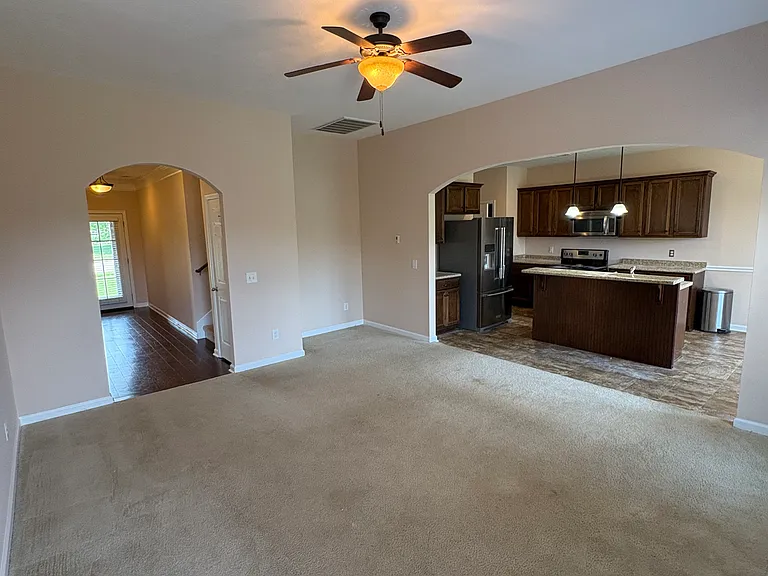 116 Jameson Pl — Photo 18