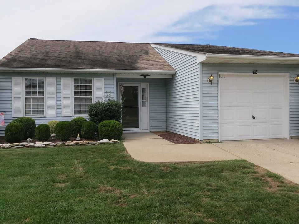 1st image of 17 Meadowwood Ct