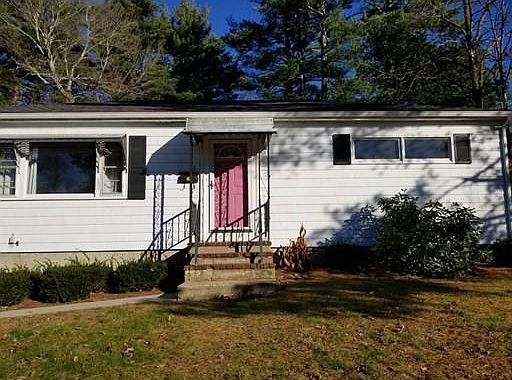 2nd image of 3 Laurel Ln