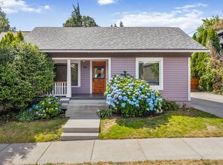 1517 Columbia St, Hood River, OR 97031