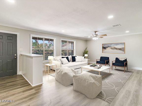 3rd image of 112 Hillside Dr APT 35