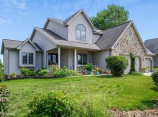 778 185th Pl, Pella, IA 50219