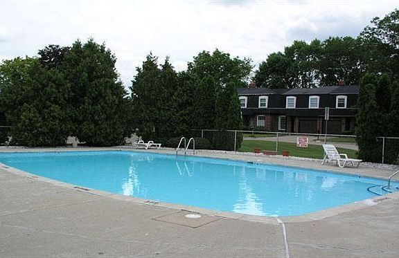 Sparkling Pool