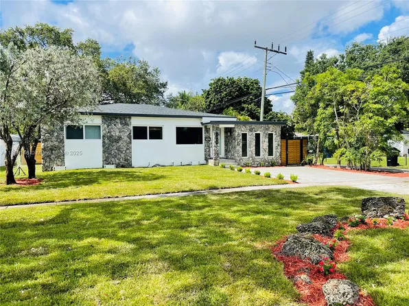 1930 NE 178th St, North Miami Beach, FL 33162