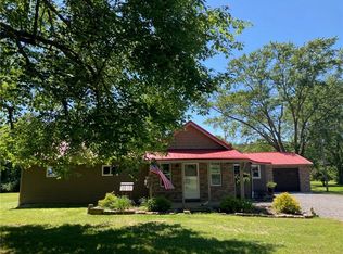 123 Shenango Park Rd, Transfer, PA 16154