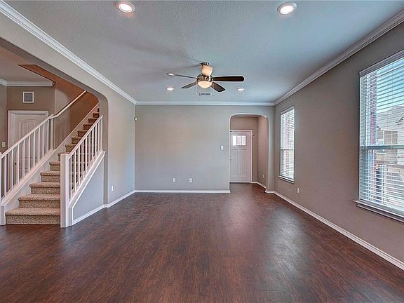 3rd image of 404 Buttercup Creek Blvd APT 31