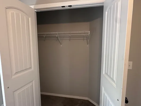 2005 S Ozark Ave, Joplin, MO 64804