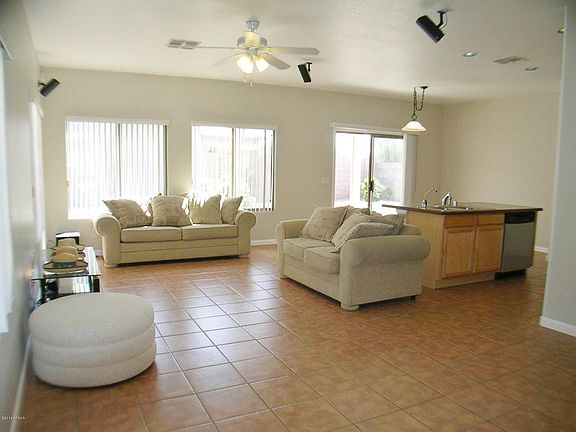 2nd image of 2517 E La Costa Dr