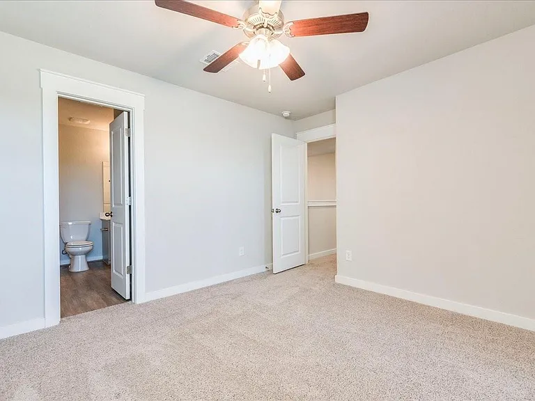 496 Fieldwood Dr #B — Photo 21