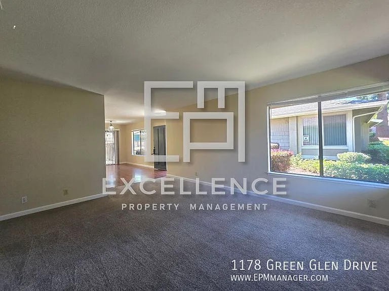 1178 Green Glen Dr — Photo 4