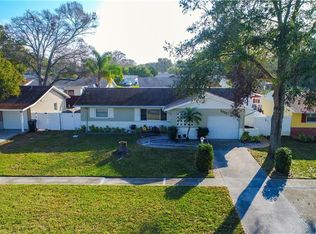 5025 55th St N, Kenneth City, FL 33709
