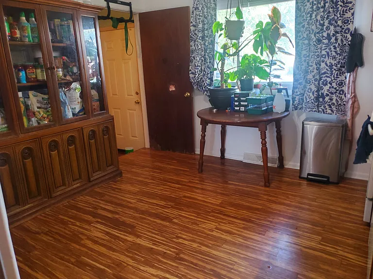 10 N 13th Ave — Photo 3