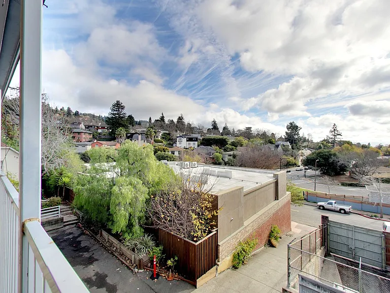 Dorado Apartments, Llc — Photo 10