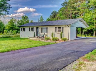 222 Newbold St, Lincolnton, NC 28092