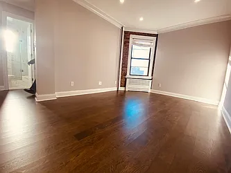 Rented by Silverstein Collection LLC 