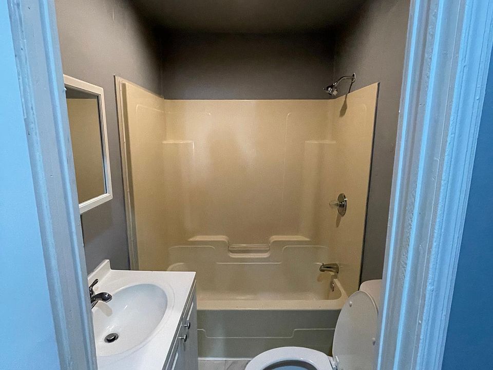 2nd image of 72 N 5th St APT 1