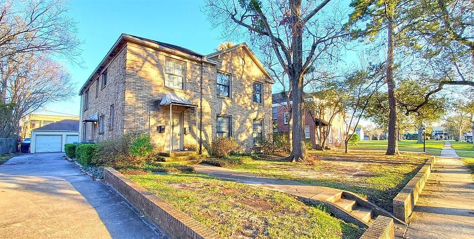 1st image of 5519 Chaucer Dr APT 1