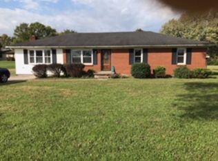 895 Holy Cross Rd, Loretto, KY 40037