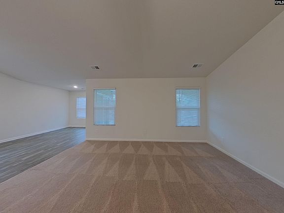 3rd image of 202 Sundew Rd
