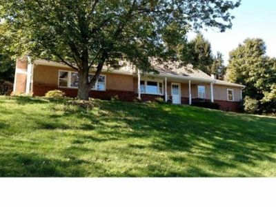 73 Ealer Hill Rd, Kintnersville, PA, 18930