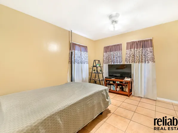 6 Gipson Street image 4 of 11