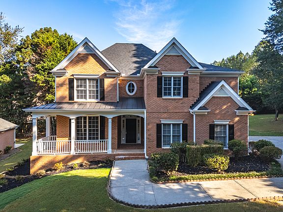 2nd image of 885 Lake Medlock Dr