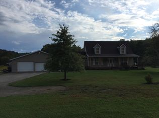 8984 Licking Valley Rd NE, Frazeysburg, OH 43822