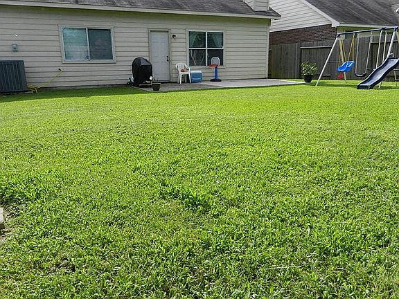 3rd image of 4006 E Lindbergh Ct