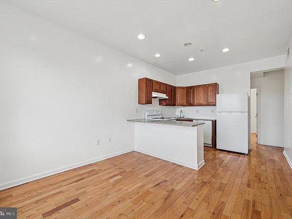 3rd image of 5645 E Wister St