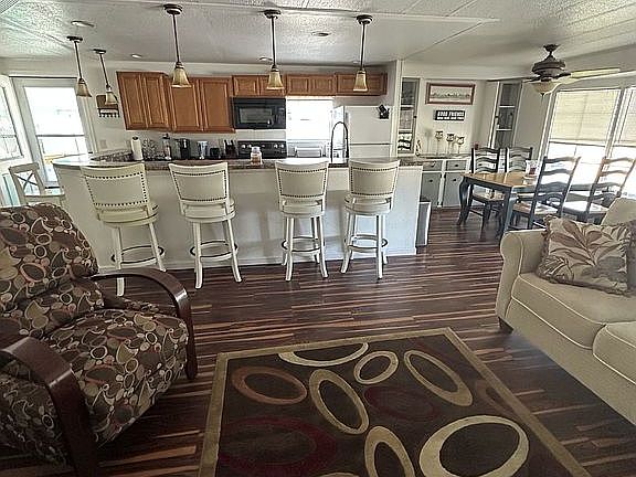 3rd image of 3901 71st St W #43