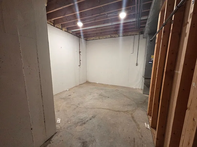 2301 Grant Ln — Photo 67