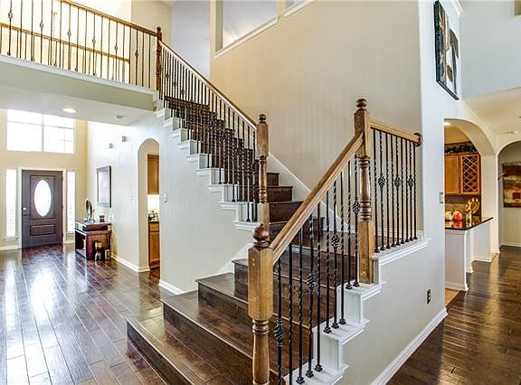 2nd image of 1113 Northlake Dr